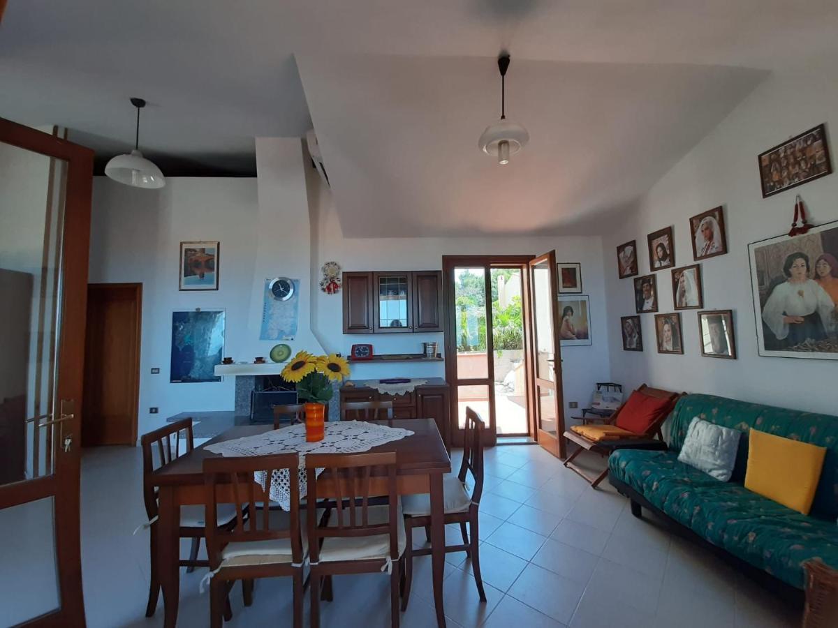 Il Giglio Vista Mare Apartamento Funtana Meiga Exterior foto